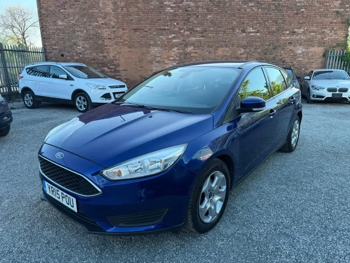 Begagnad Ford Focus Style 2015 Blå Halvkombi