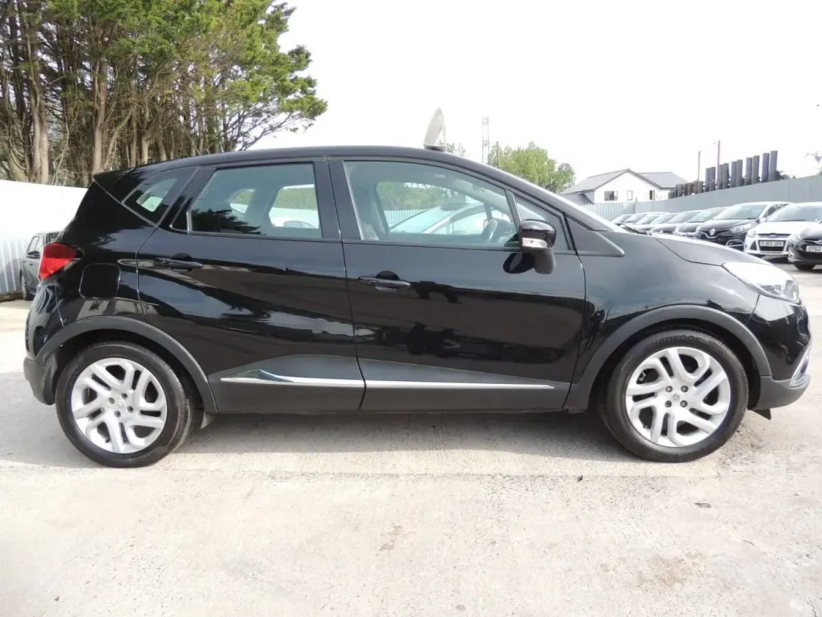 Używany Renault Captur Dynamique 90 KM (66 kW) 2013 Czarny SUV