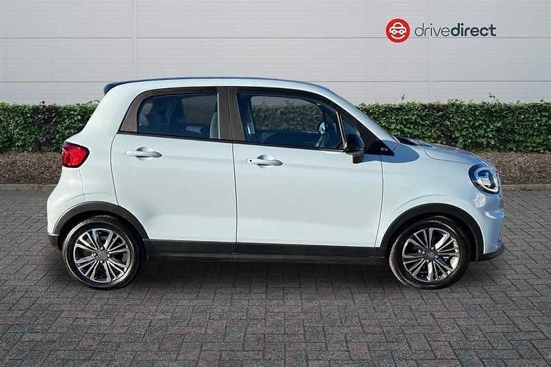 New Leapmotor T03 69 kW (95 HP) 2025 Blue Hatchback