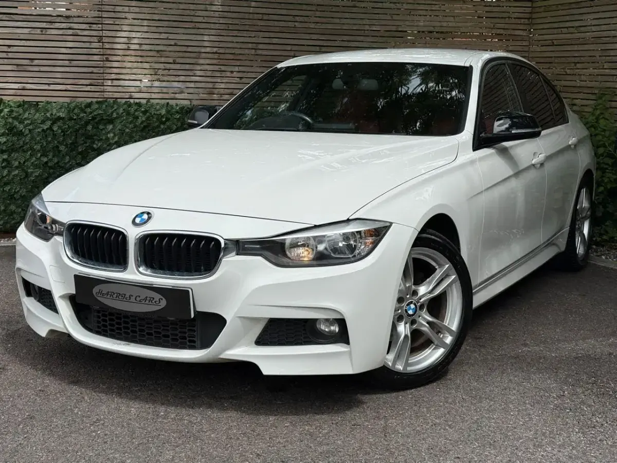 Used BMW 318 M Sport 2012 White Sedan