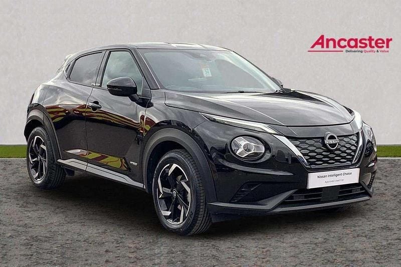 Black Used 2023 Nissan Juke N-Connecta SUV | £17,975 (Fair price) - Image 1/4