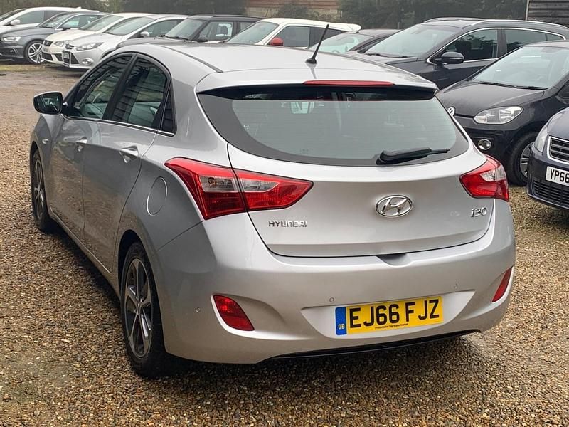 Used Hyundai i30 SE 2016 Silver Hatchback