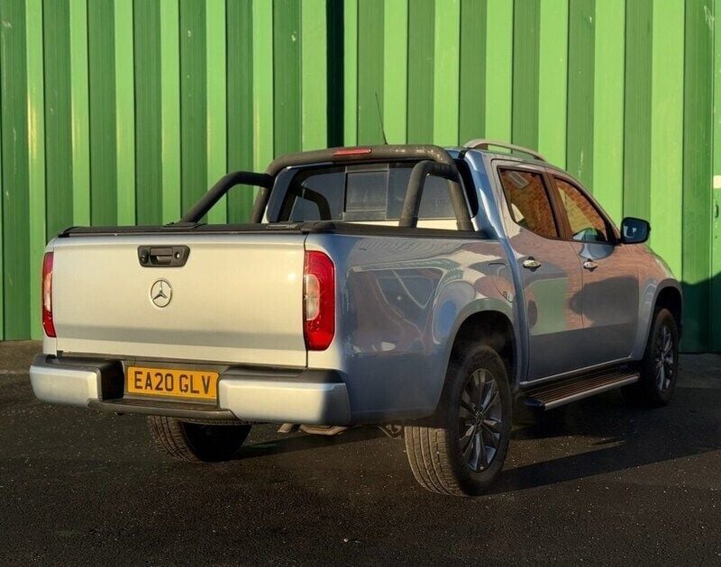 Image 4/4