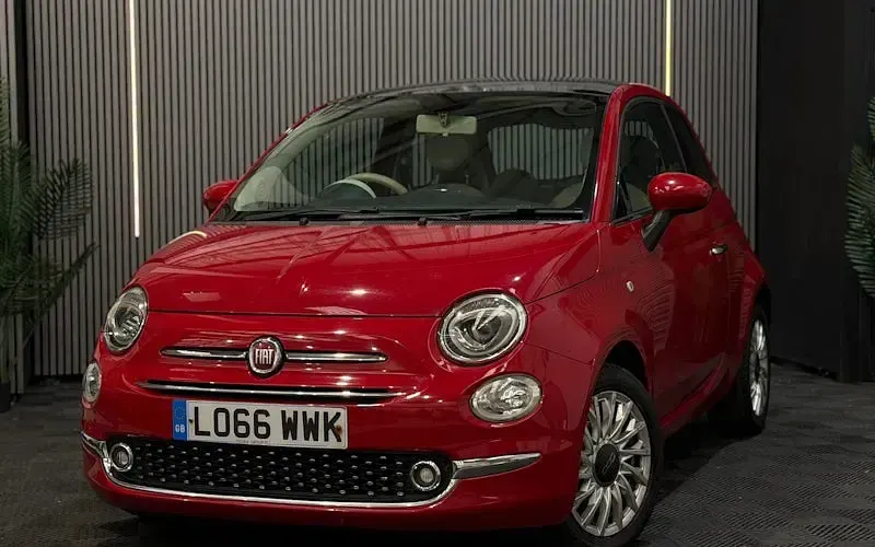 Used Fiat 500 Lounge 69 HP (50 kW) 2019 Hatchback