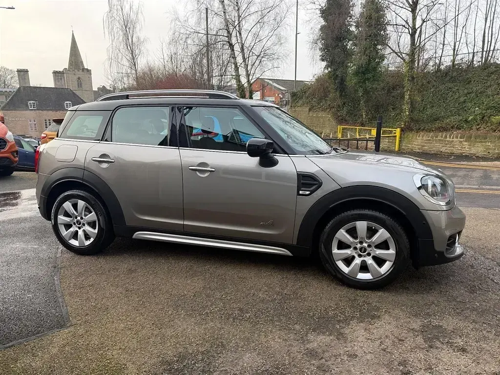 Używany Mini Cooper D Countryman Classic 2019 Srebrny SUV
