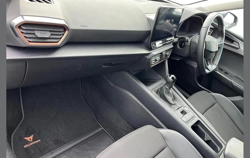 Used Cupra Leon 147 HP (108 kW) 2024 Grey Estate