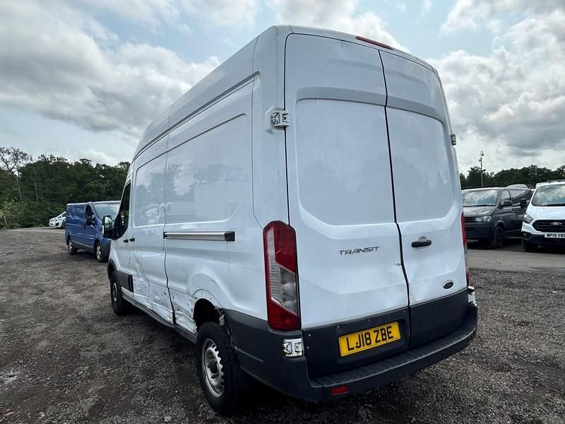Used Ford Transit 130 HP (95 kW) 2018 White Van