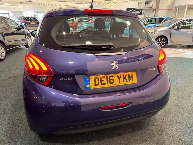 Used Peugeot 208 2016 Blue Hatchback