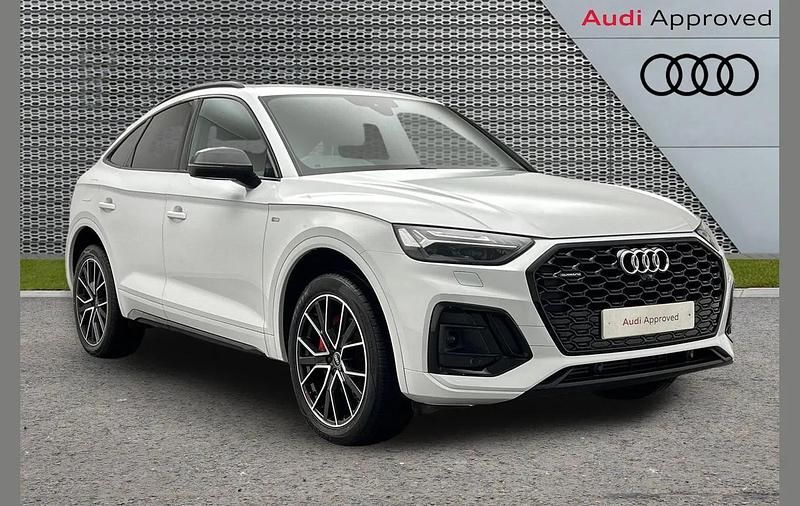 Used Audi Q5 Sportback Comfort 261 HP (191 kW) 2021 White SUV