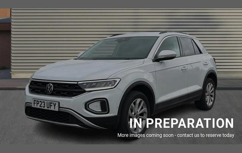 Used VW T-Roc Life 150 HP (110 kW) 2023 White SUV