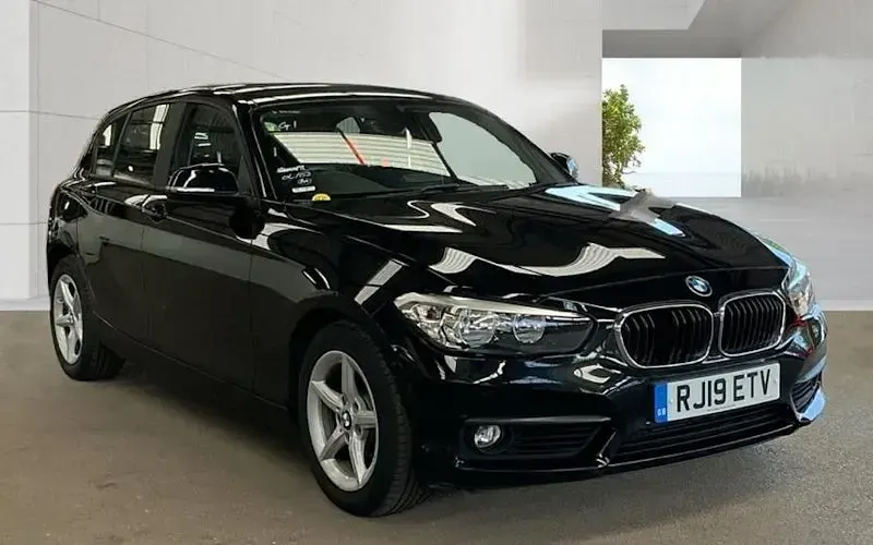 Used BMW 118 Sport Line 136 HP (100 kW) 2019 Hatchback