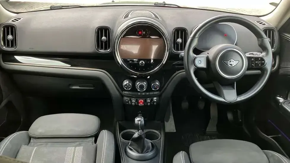 Usado Mini Cooper S Countryman Classic 178 HP (130 kW) 2022 Cinzento SUV
