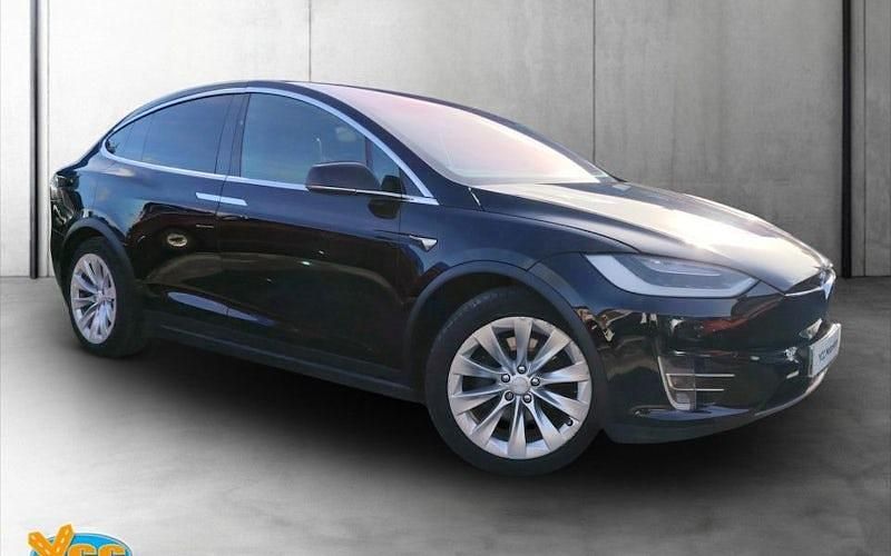 Used Tesla Model X 244 kW (333 HP) 2018 Black SUV