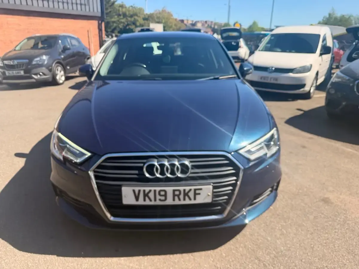 Used Audi A3 116 HP (85 kW) 2019 Blue Sedan