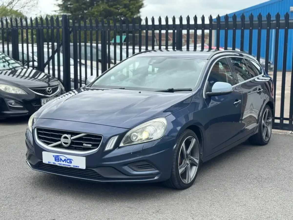 Usado Volvo V60 R-Design 215 HP (158 kW) 2012 Azul Carrinha