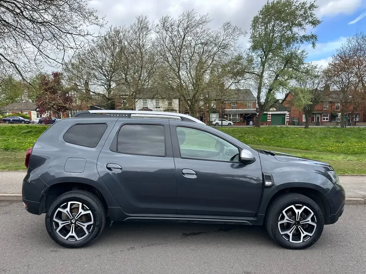Used Dacia Duster Prestige 115 HP (84 kW) 2019 Grey SUV