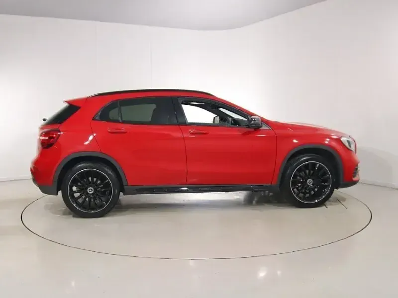 Used Mercedes GLA200 AMG line 156 HP (114 kW) 2020 Red SUV
