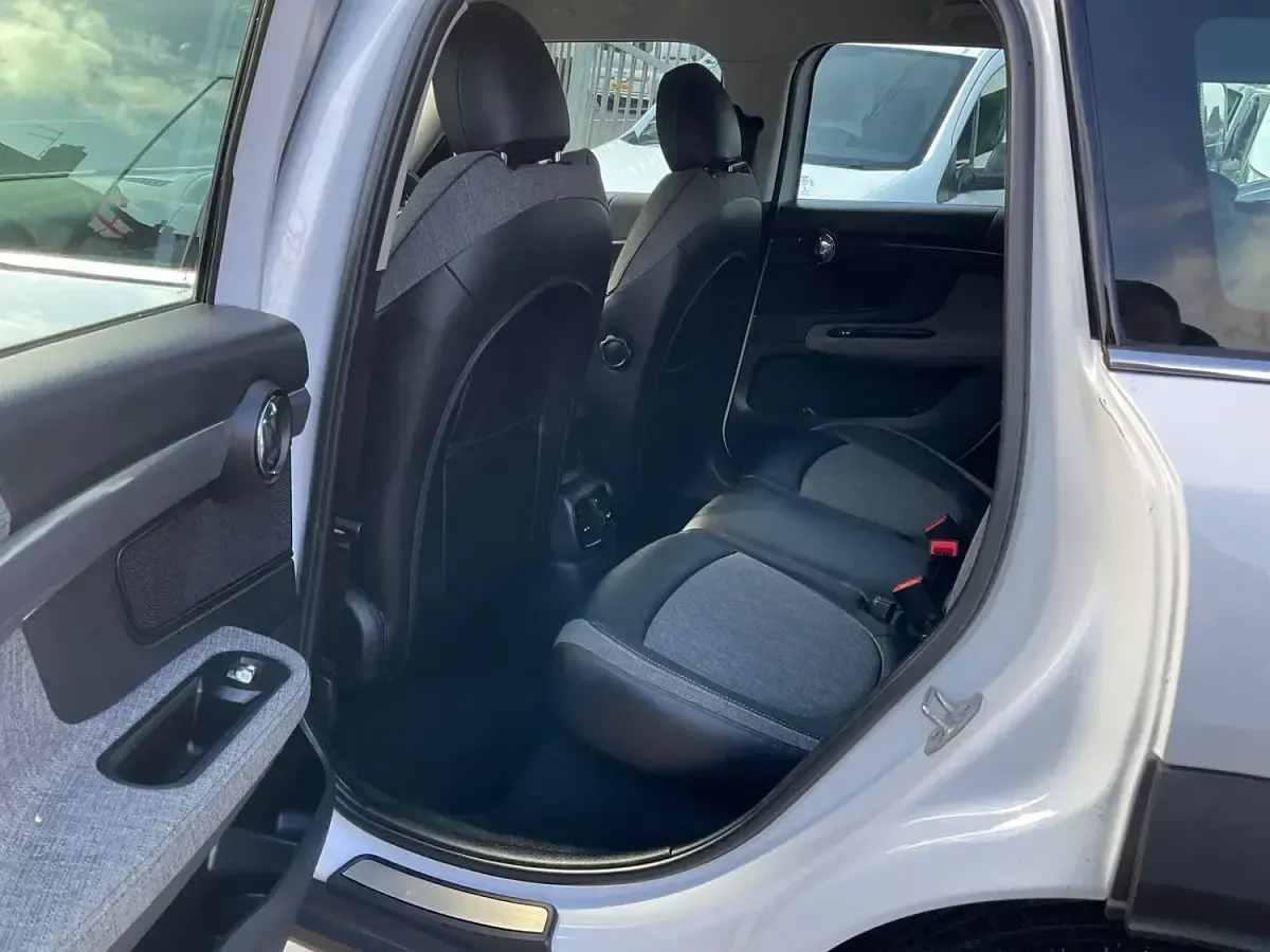 Used Mini Cooper S 2017 White Hatchback
