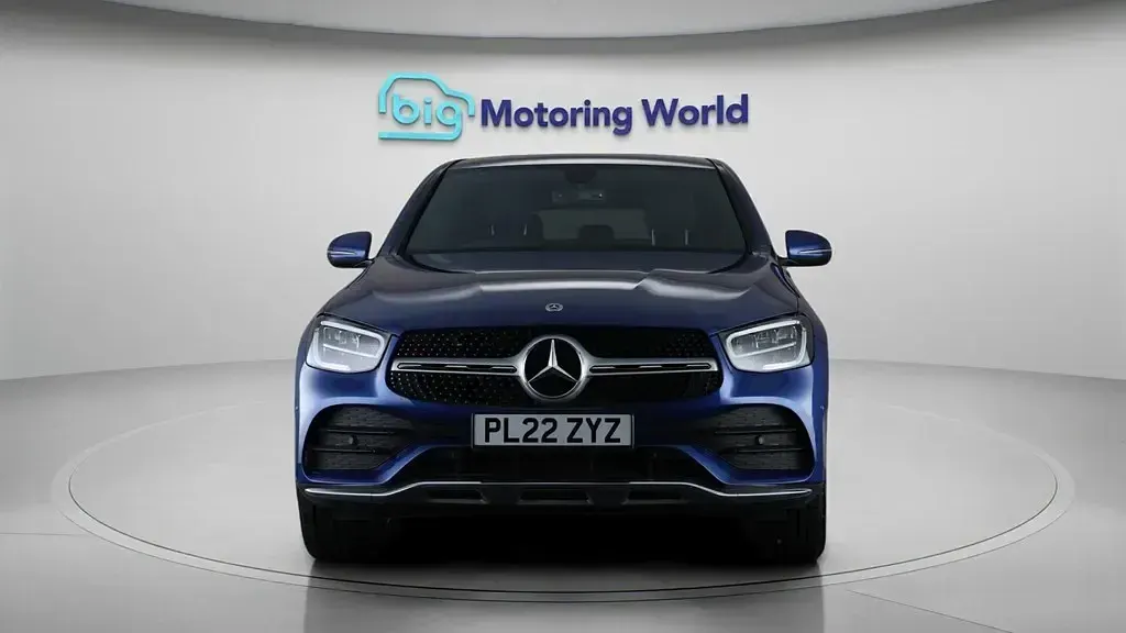 Second-hand Mercedes GLC220 AMG line 194 CP (142 kW) 2022 Albastru Coupe