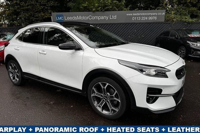 White Used 2022 Kia XCeed SUV | £16,495 (Fair price) - Image 1/1