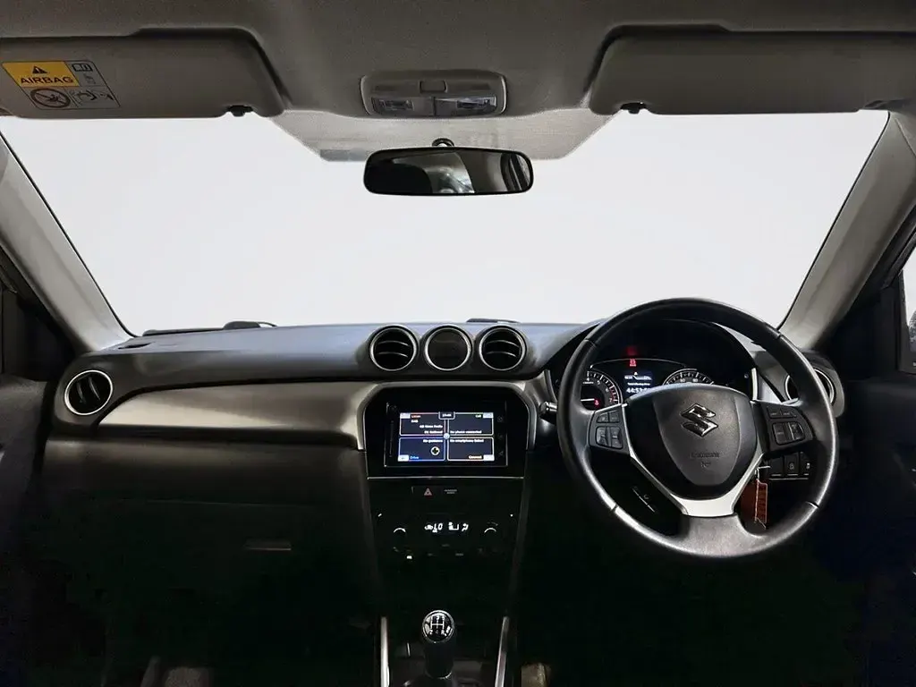 Second-hand Suzuki Vitara SZ-T 112 CP (82 kW) 2019 Gri SUV