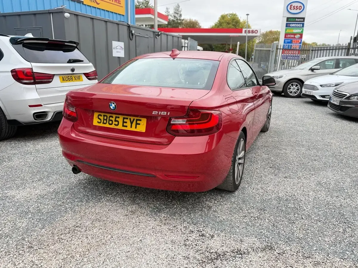 Used BMW 218 Sport Line 2015 Red Coupe