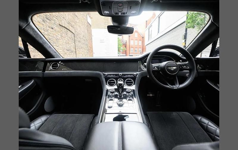 Used Bentley Continental GT 650 HP (478 kW) 2021 Black Coupe