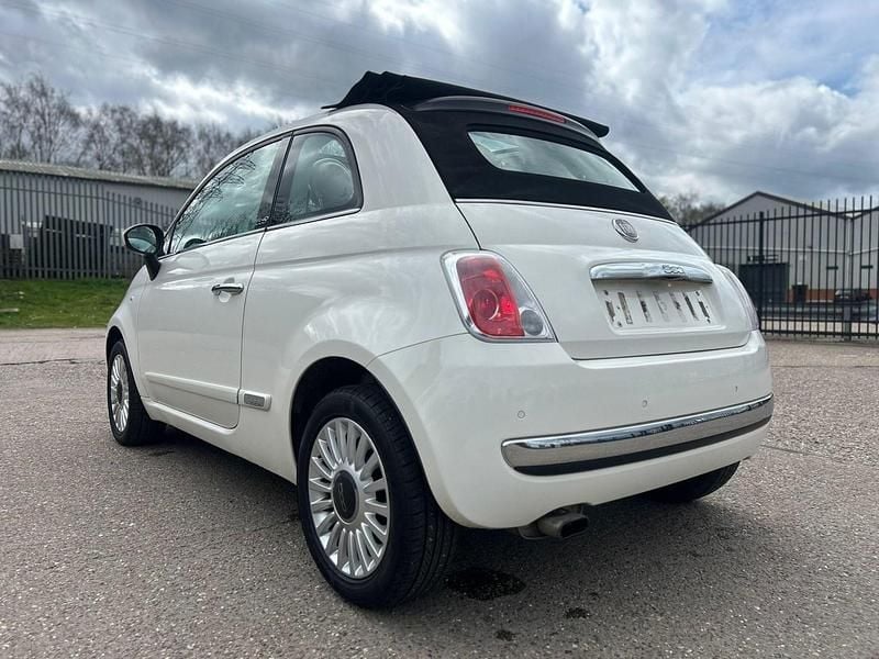 Usado Fiat 500 Lounge 69 HP (50 kW) 2011 Branco Cabrios