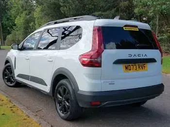 Used Dacia Jogger Extreme 140 HP (102 kW) 2024 White MPV
