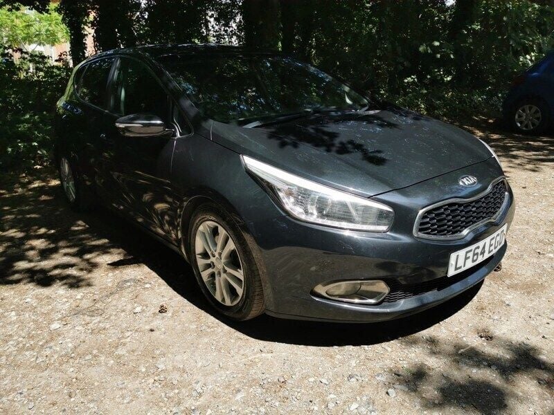 Black Used 2014 Kia Ceed 3 Hatchback | £2,295 (A bit pricey) - Image 1/4