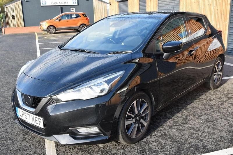 Used Nissan Micra N-Connecta 90 HP (66 kW) 2018 Black Hatchback