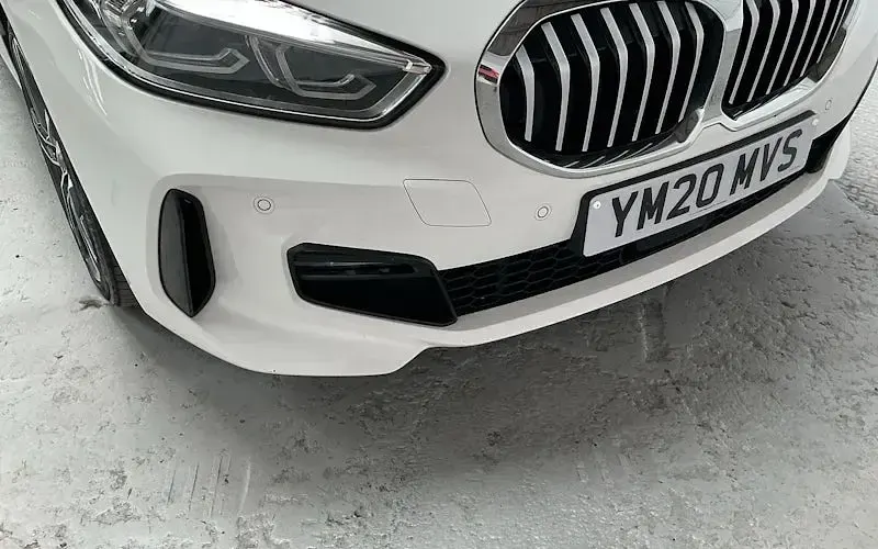Used BMW 118 M Sport 140 HP (102 kW) 2020 White Hatchback