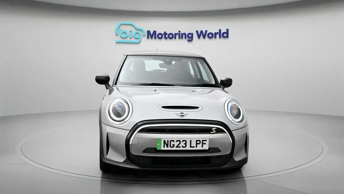 Used Mini Cooper S Hatch 135 kW (184 HP) 2023 Silver Hatchback