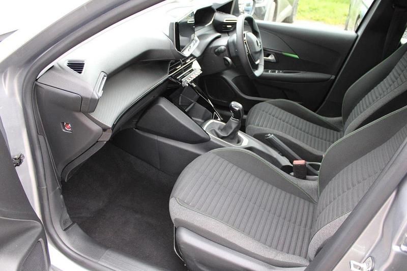 Used Peugeot 208 Active 74 HP (54 kW) 2023 Grey Hatchback