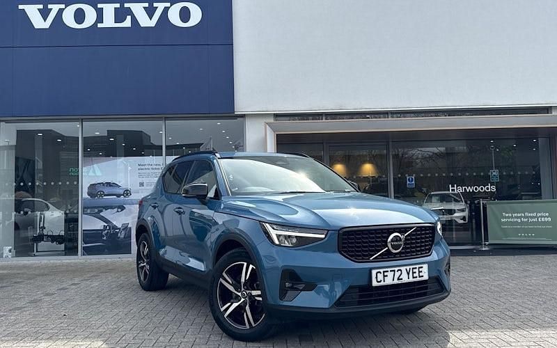 Usado Volvo XC40 Plus 163 HP (119 kW) 2026 SUV