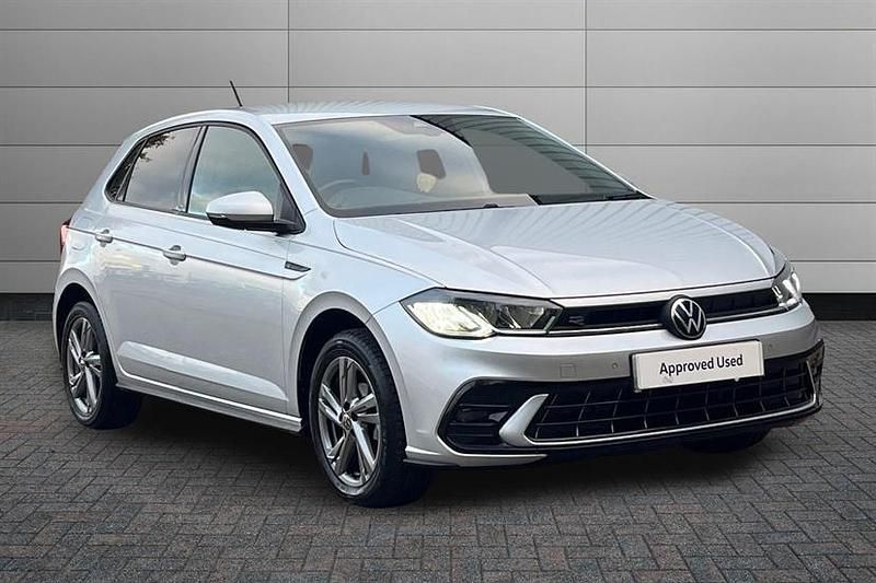 Reflex silver Used 2022 VW Polo R-line Hatchback | £16,390 (Fair price) - Image 1/3