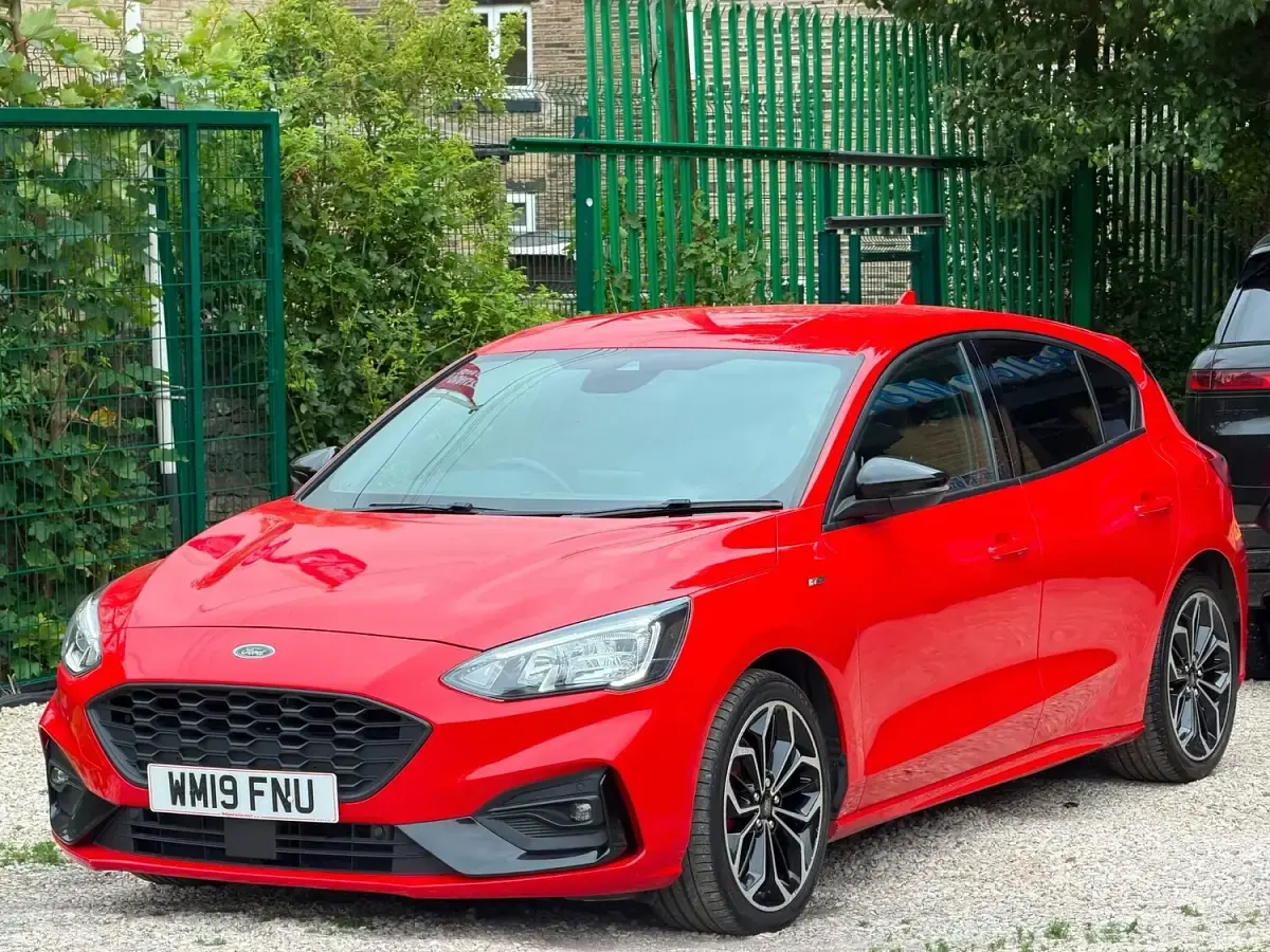 Used Ford Focus ST-Line X 2019 Red Hatchback