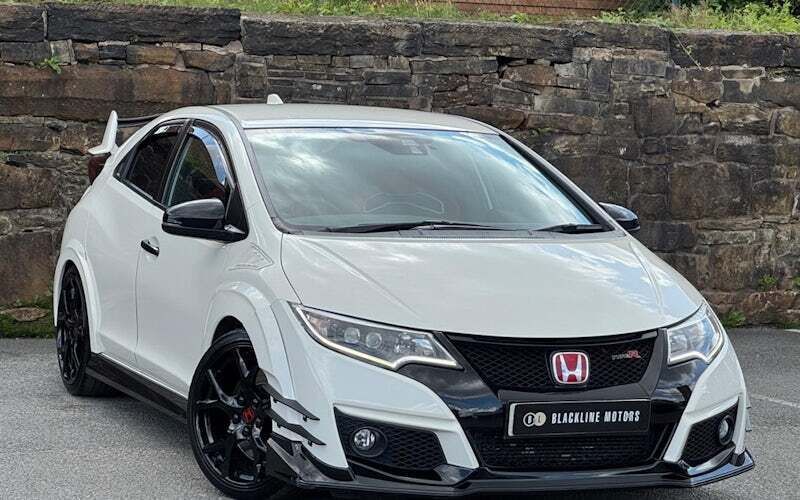 White Used 2016 Honda Civic Type R Hatchback | £15,995 (Super price) - Image 1/4