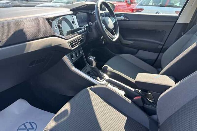 Image 2/4