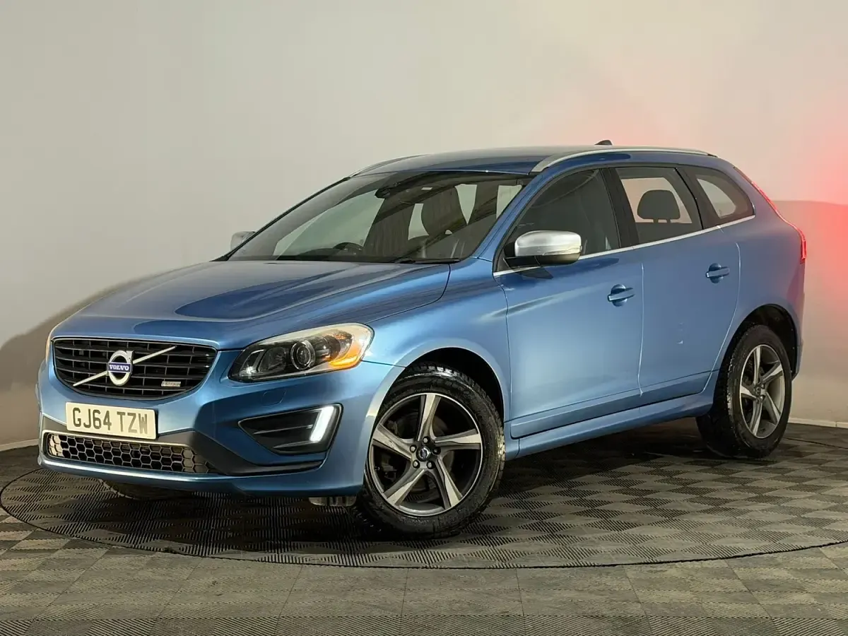Used Volvo XC60 R-Design 215 HP (158 kW) 2014 Blue SUV