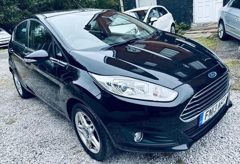 Used Ford Fiesta Zetec 2013 Black Hatchback