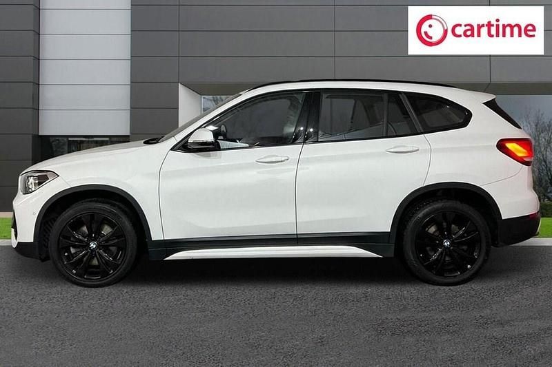 Used BMW X1 Sport Line 178 HP (130 kW) 2022 White SUV