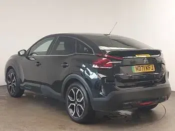 Used Citroën e-C4 Shine 100 kW (136 HP) 2022 Black Hatchback