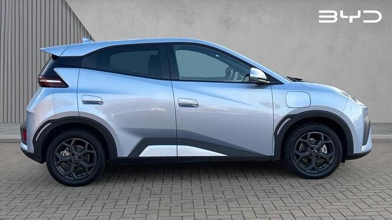 Used BYD Dolphin Surf Comfort 114 kW (156 HP) 2025 Metallic  ice blue Hatchback