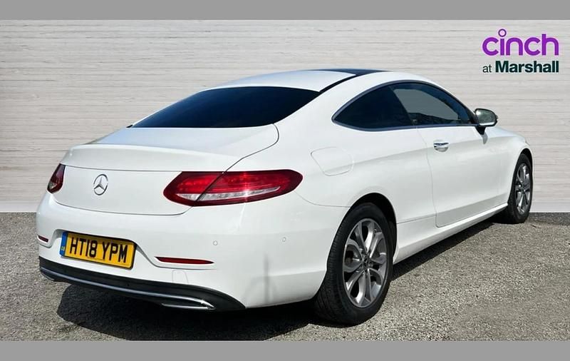 Used Mercedes C250 Premium Plus 200 HP (147 kW) 2018 White Coupe