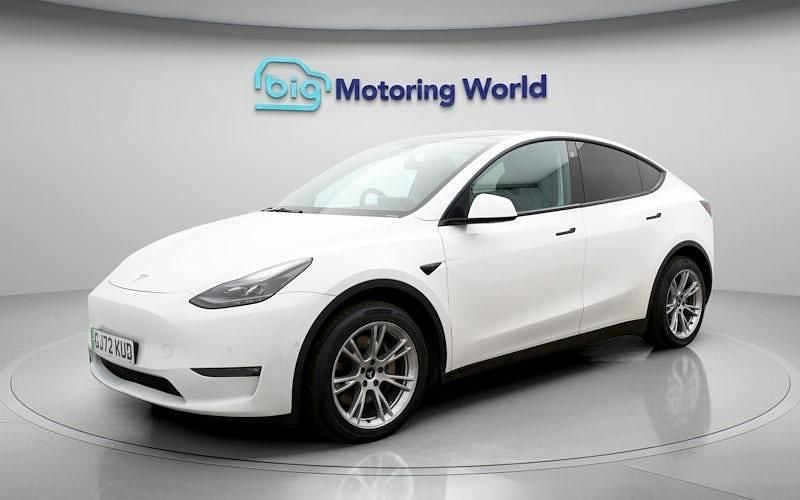 Used Tesla Model Y Long Range AWD 286 kW (389 HP) 2025 SUV