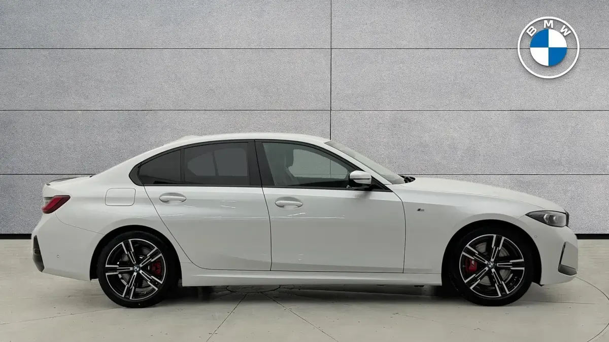 Used BMW 320 M Sport 181 HP (133 kW) 2025 White Sedan