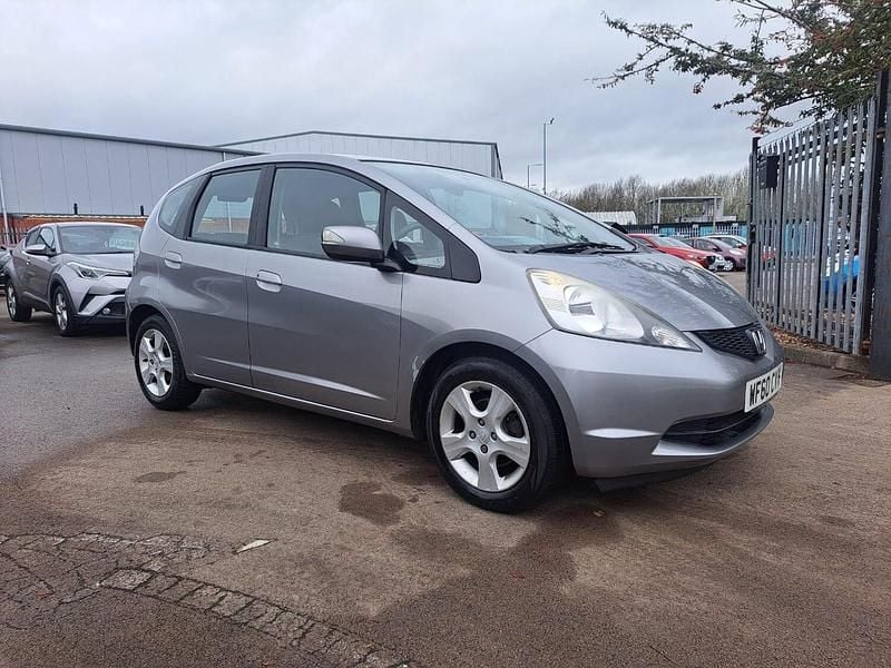 Used Honda Jazz ES 2010 Silver Hatchback