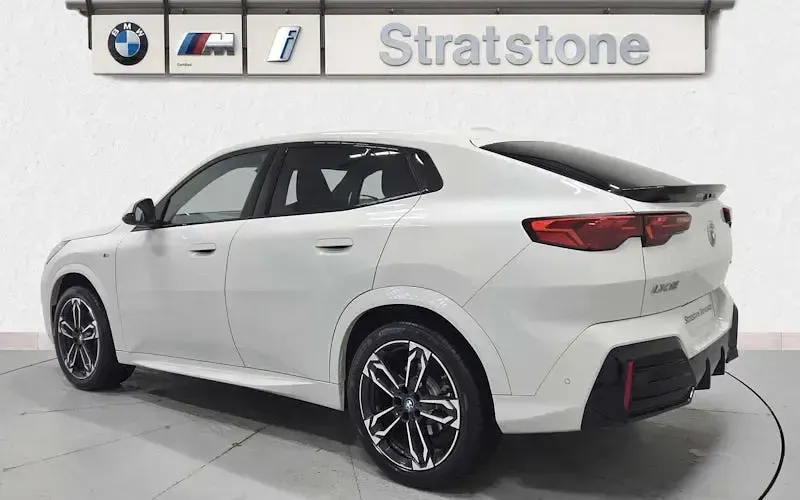 Used BMW iX2 M Sport 230 kW (313 HP) 2025 White SUV