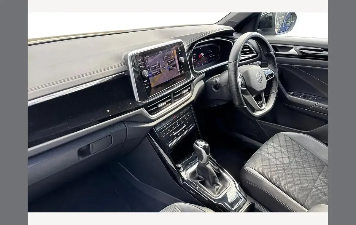 Usado VW T-Roc R-line 150 HP (110 kW) 2023 Prateado SUV